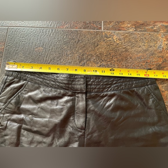 Women’s Trouve’ black 100% leather and fully lined shorts. Buttery soft. Size 10 - Picture 10 of 14